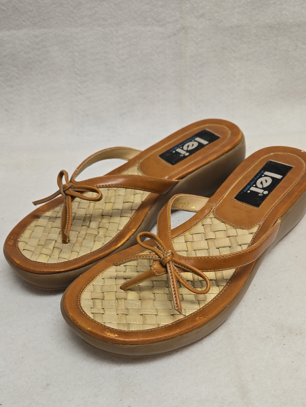 lei Tan Woven Insole Platform Thong Sandals with Bow Sz 7.5